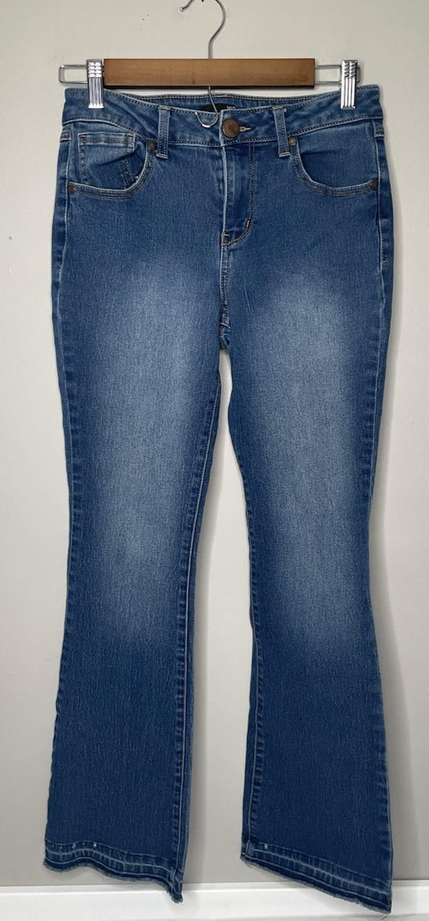 1822 Denim Women’s Flare Jeans Size 6 Blue Mid Rise Stretch Raw Hem Distressed